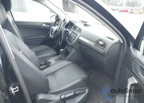 2021 Volkswagen Tiguan 2.0T Se/2.0T Se R-Line Black/2.0T Sel from USA, damaged, VIN 3VV3B7AX5MM095770